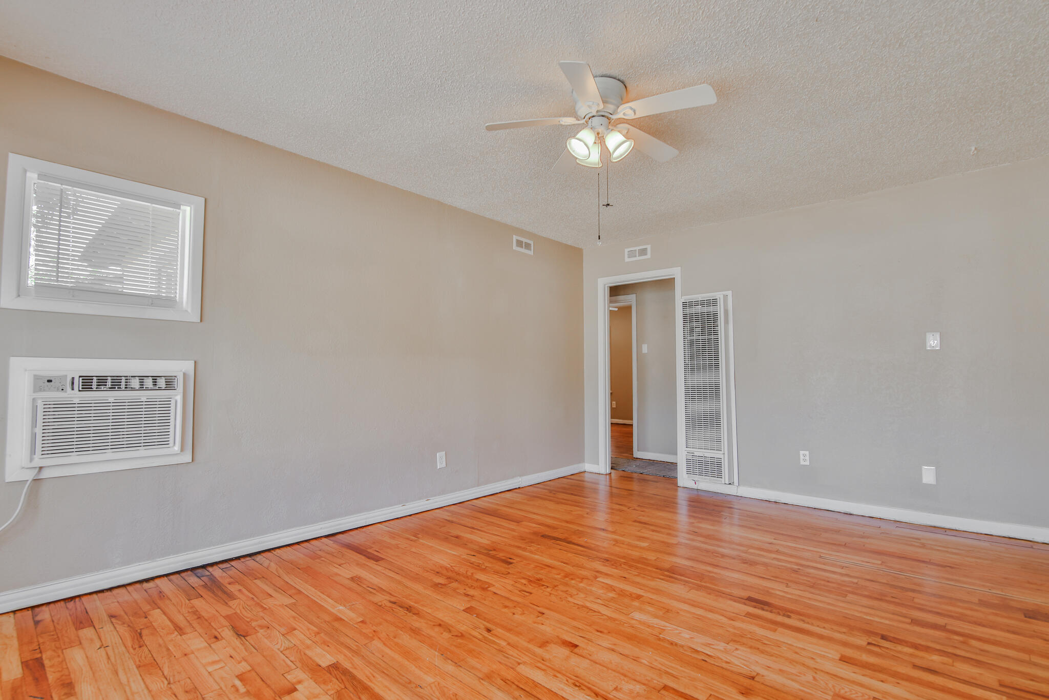 3505 29th Street Lubbock, TX 79410 - Photo 20 of 28 Haleydphotography-23