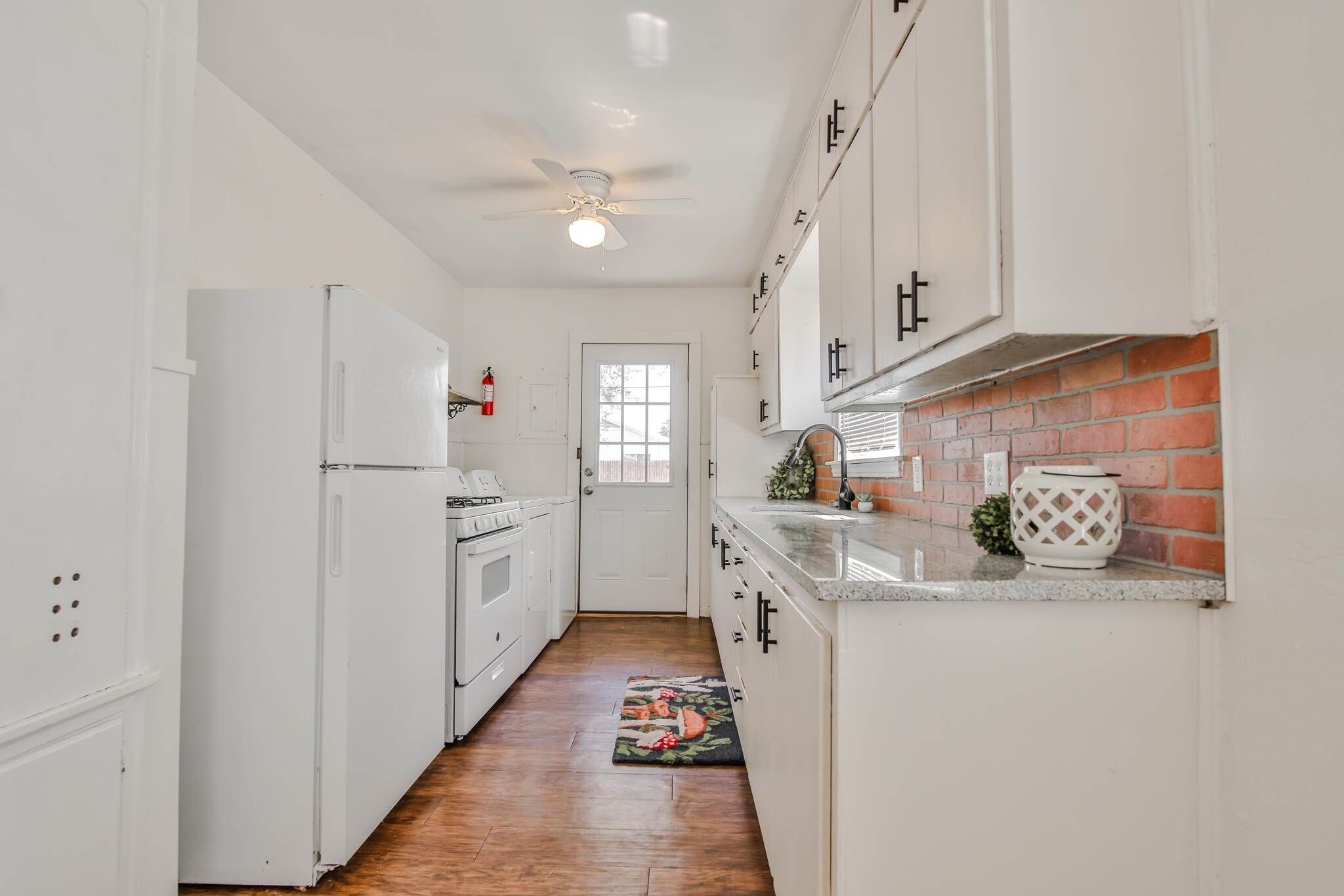 3505 29th Street Lubbock, TX 79410 - Photo 3 of 28 Haleydphotography-7