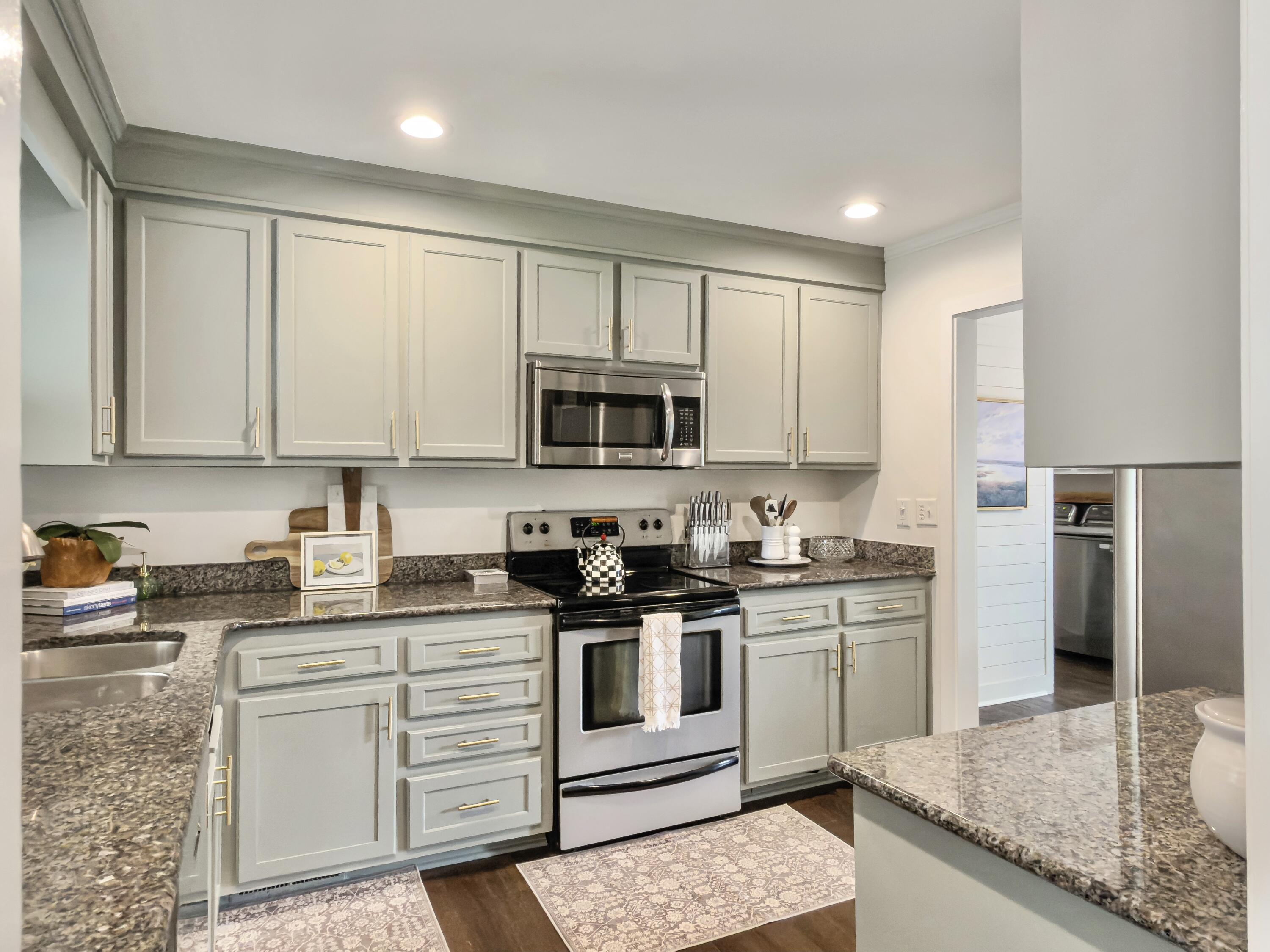 1625 Longview Road Mount Pleasant, SC 29464 - Photo 12 of 37