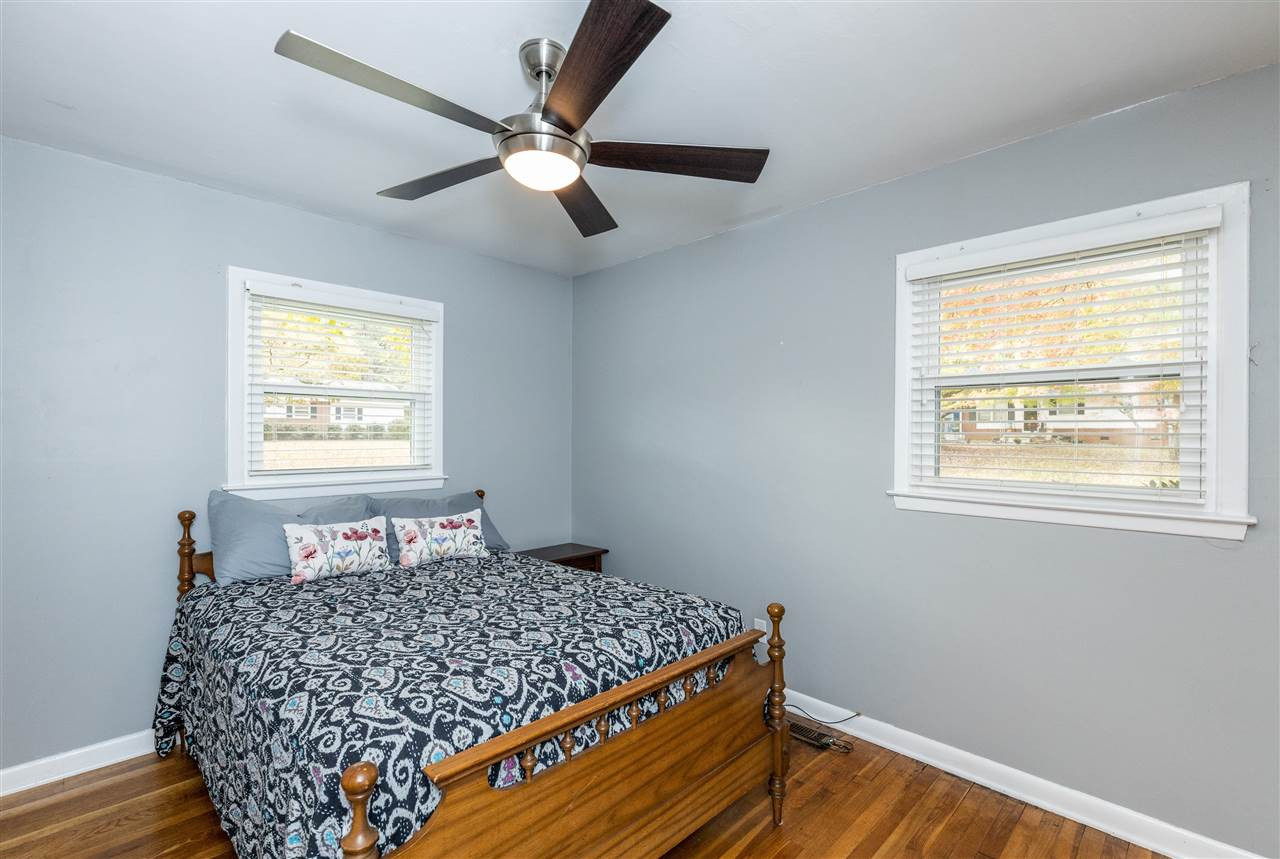 103 Crest Road Cary, NC 27513 - Photo 19 of 30 Third bedroom