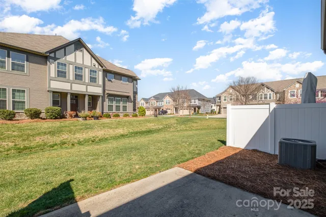 $390,000 | 9320 Glenburn Lane, Charlotte, NC 28278