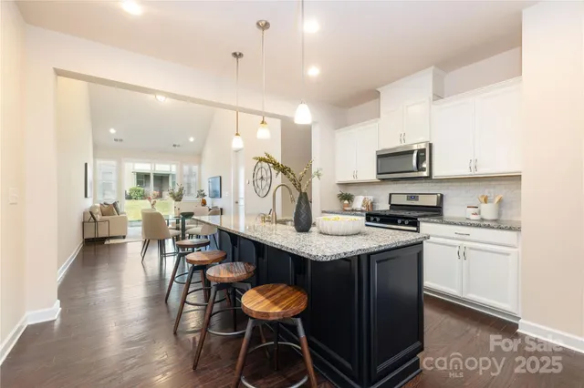 $390,000 | 9320 Glenburn Lane, Charlotte, NC 28278