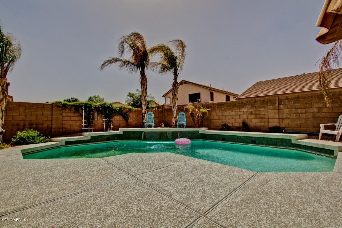 4203 East Del Rio Street Gilbert, AZ 85295 - Photo 32 of 41 backyard 4