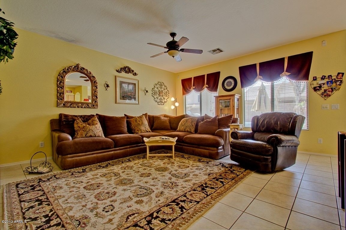 4203 East Del Rio Street Gilbert, AZ 85295 - Photo 4 of 41 family room