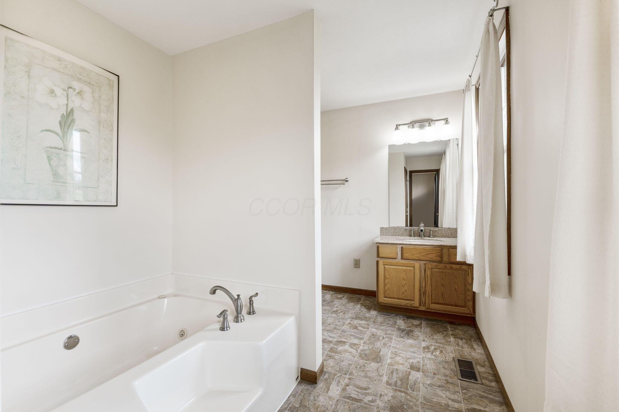1840 Lawrence Road Delaware, OH 43015 - Photo 50 of 79 1840 Lawrence Rd (Interior)-33