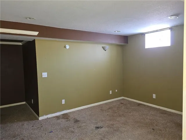 $280,000 | 1309 Russell Road, Pleasant Hill, MO 64080