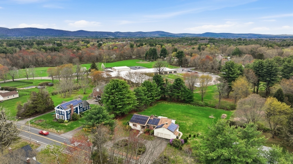 53 Hampden Road East Longmeadow, MA 01028 - Photo 2 of 32