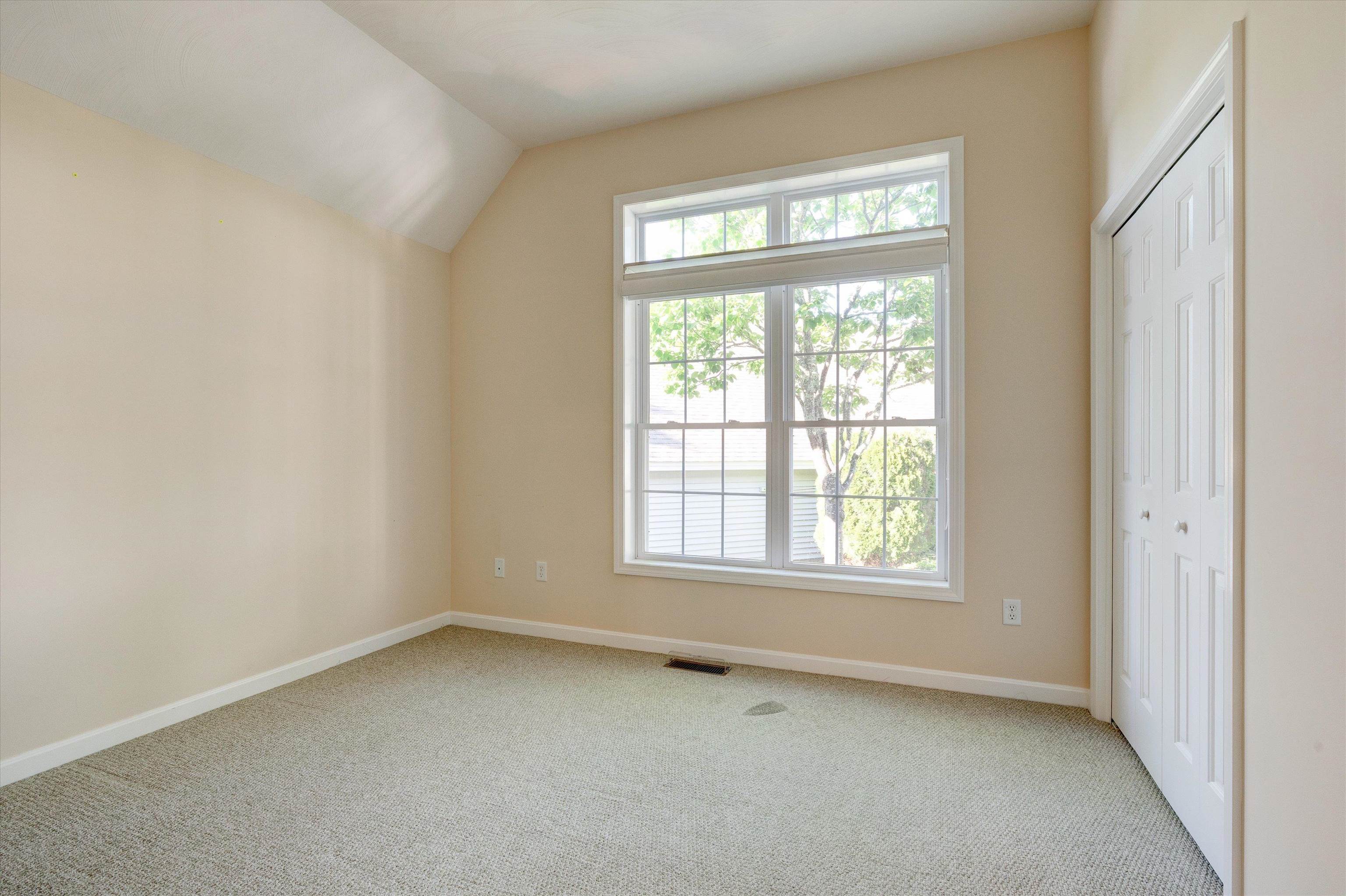 3 Rail Way Hollis, NH 03049 - Photo 19 of 35