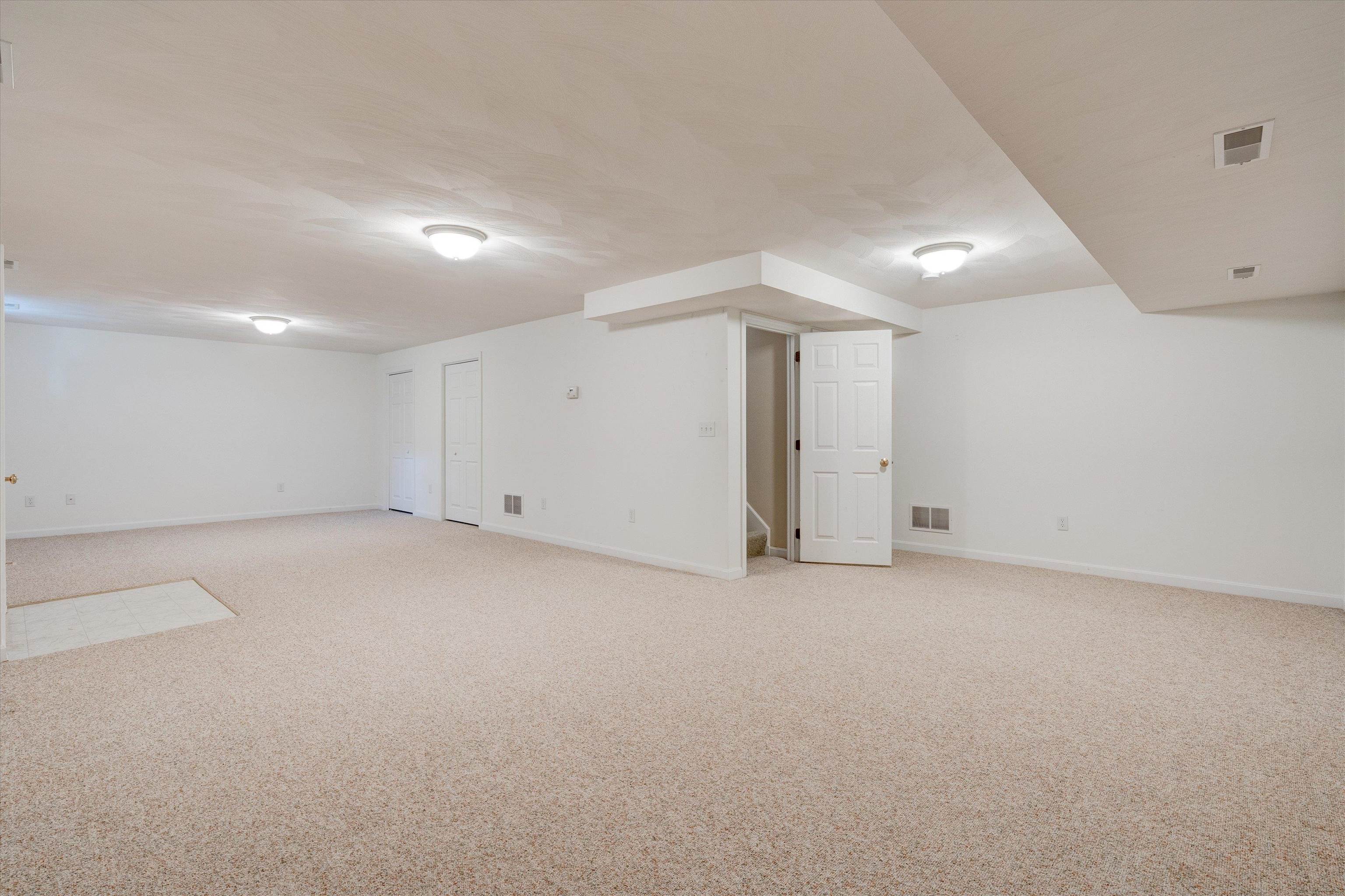 3 Rail Way Hollis, NH 03049 - Photo 23 of 35