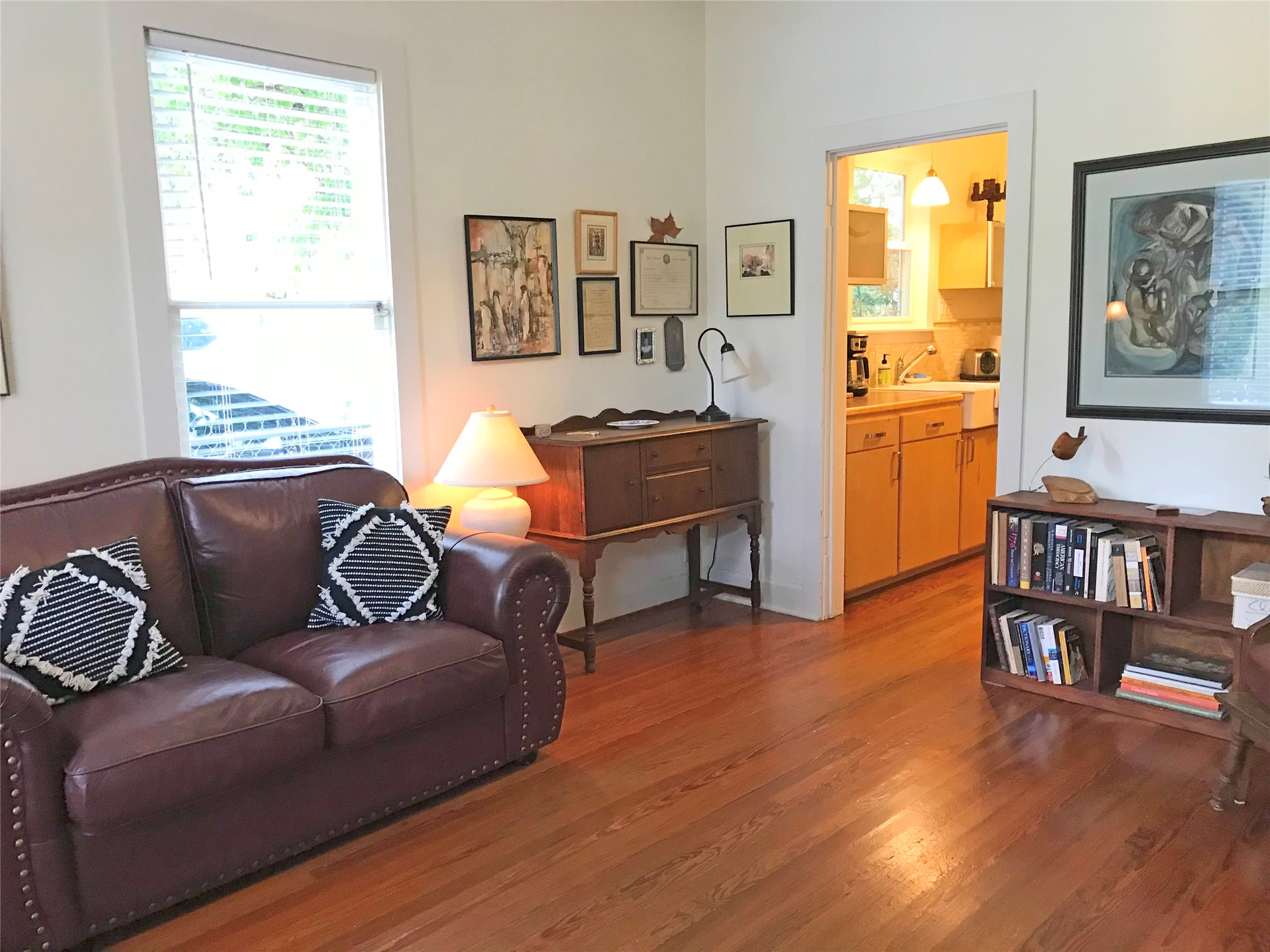 1002 East 44th Street Austin, TX 78751 - Photo 6 of 15