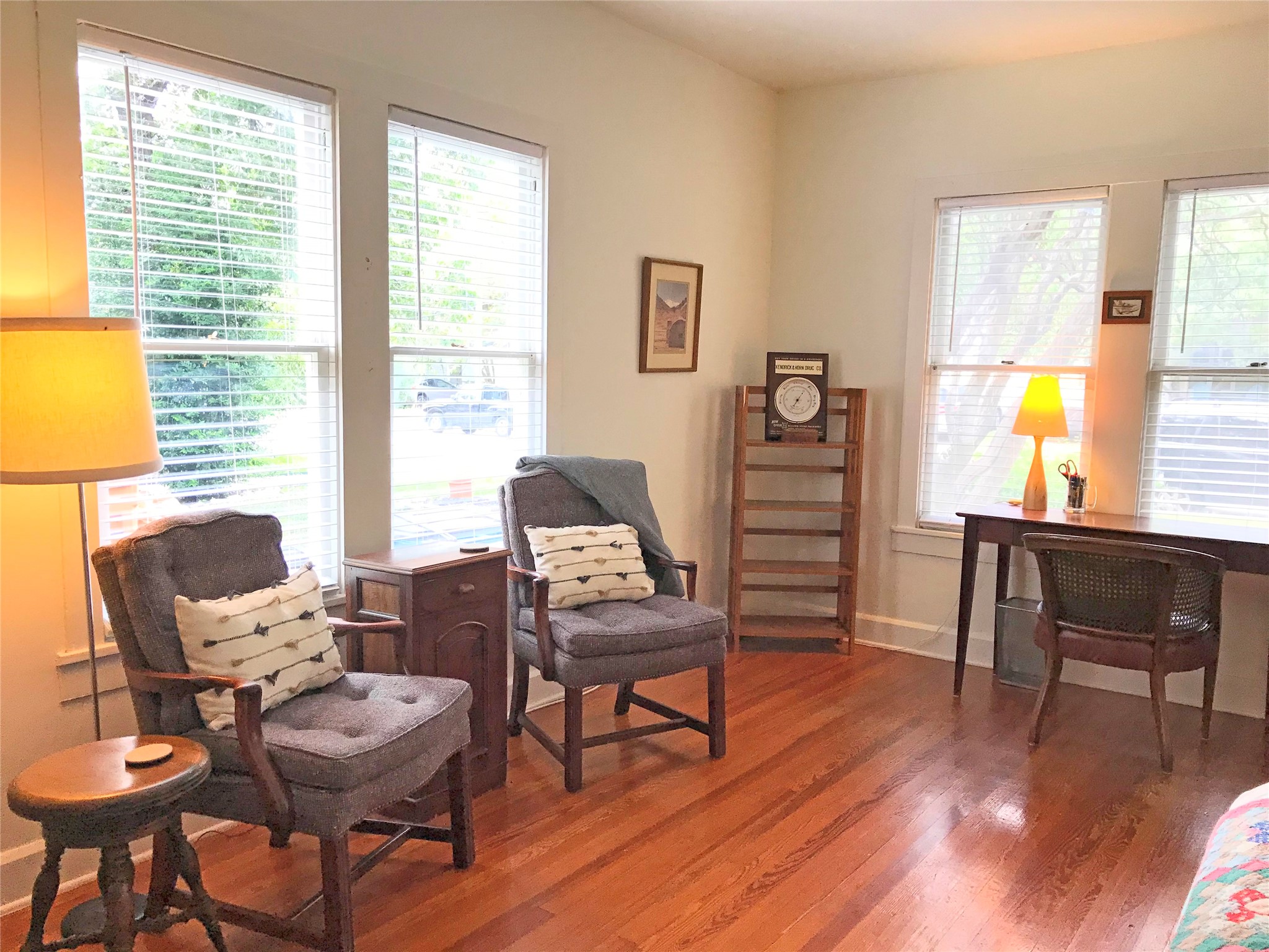 1002 East 44th Street Austin, TX 78751 - Photo 9 of 15