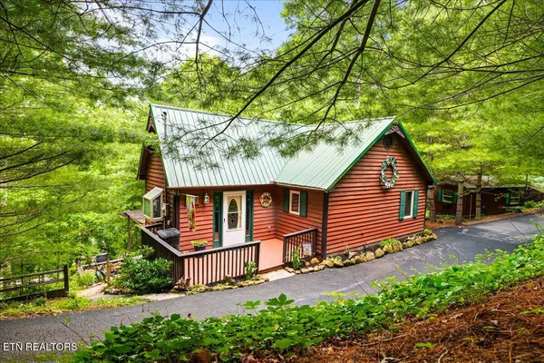 $390,000 | 274 Pearl Road, La Follette, TN 37766