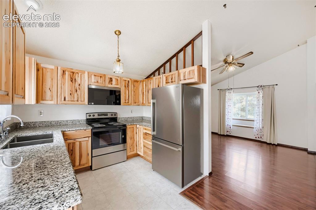 534 Blossom Field Road Fountain, CO 80817 - Photo 11 of 32