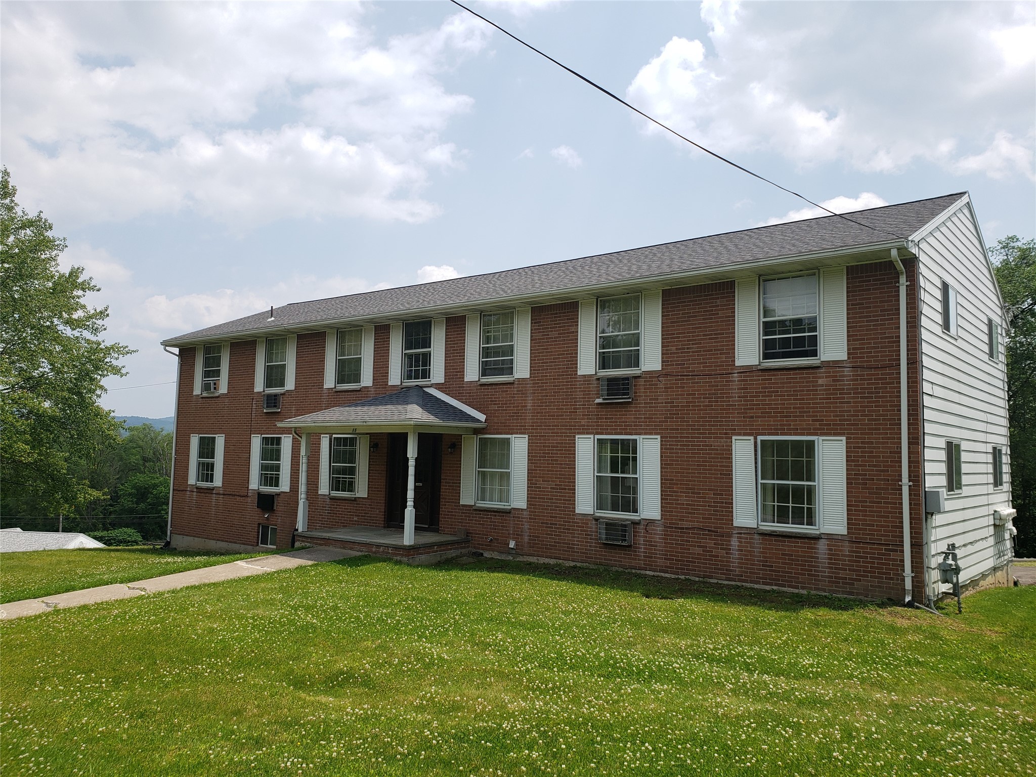 17 Coventry Road, Unit 4 Endicott, NY 13760 - Photo 4 of 12