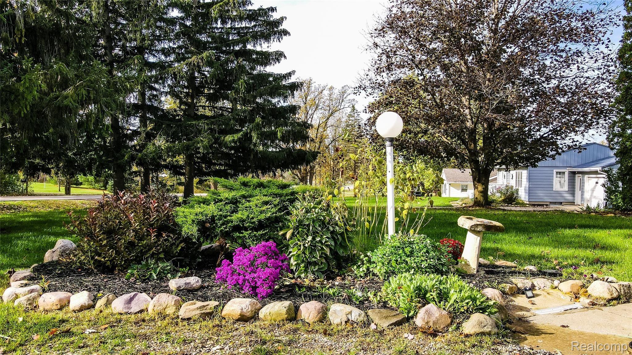 166 Davis Lake Road Lapeer, MI 48446 - Photo 24 of 24 166 Davis Lake Rd Vylla Maureen-0409.jpg