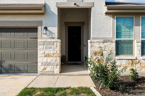 $2,750 | 2219 Castello Way, San Antonio, TX 78259