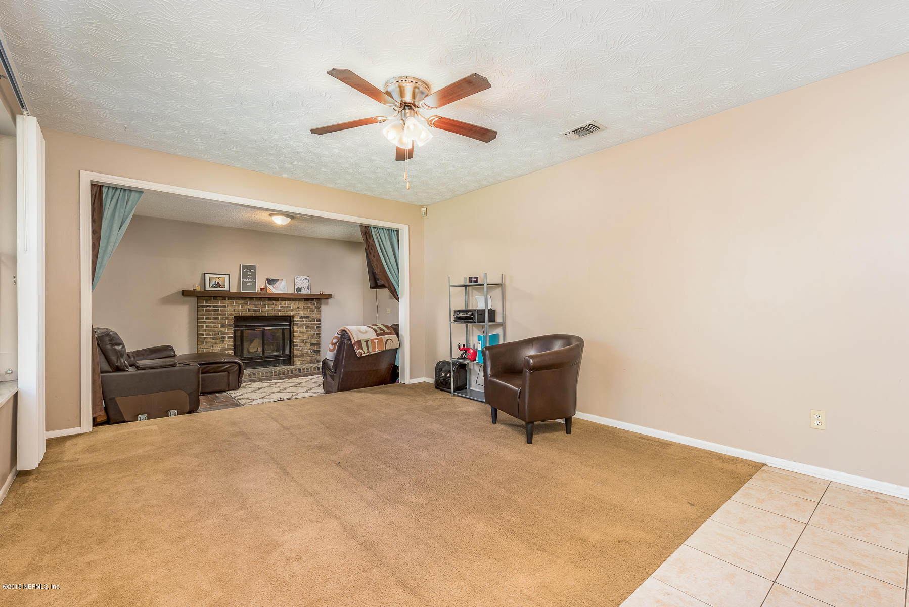 1005 Stokes Street Jacksonville, FL 32221 - Photo 5 of 20 Livingroom