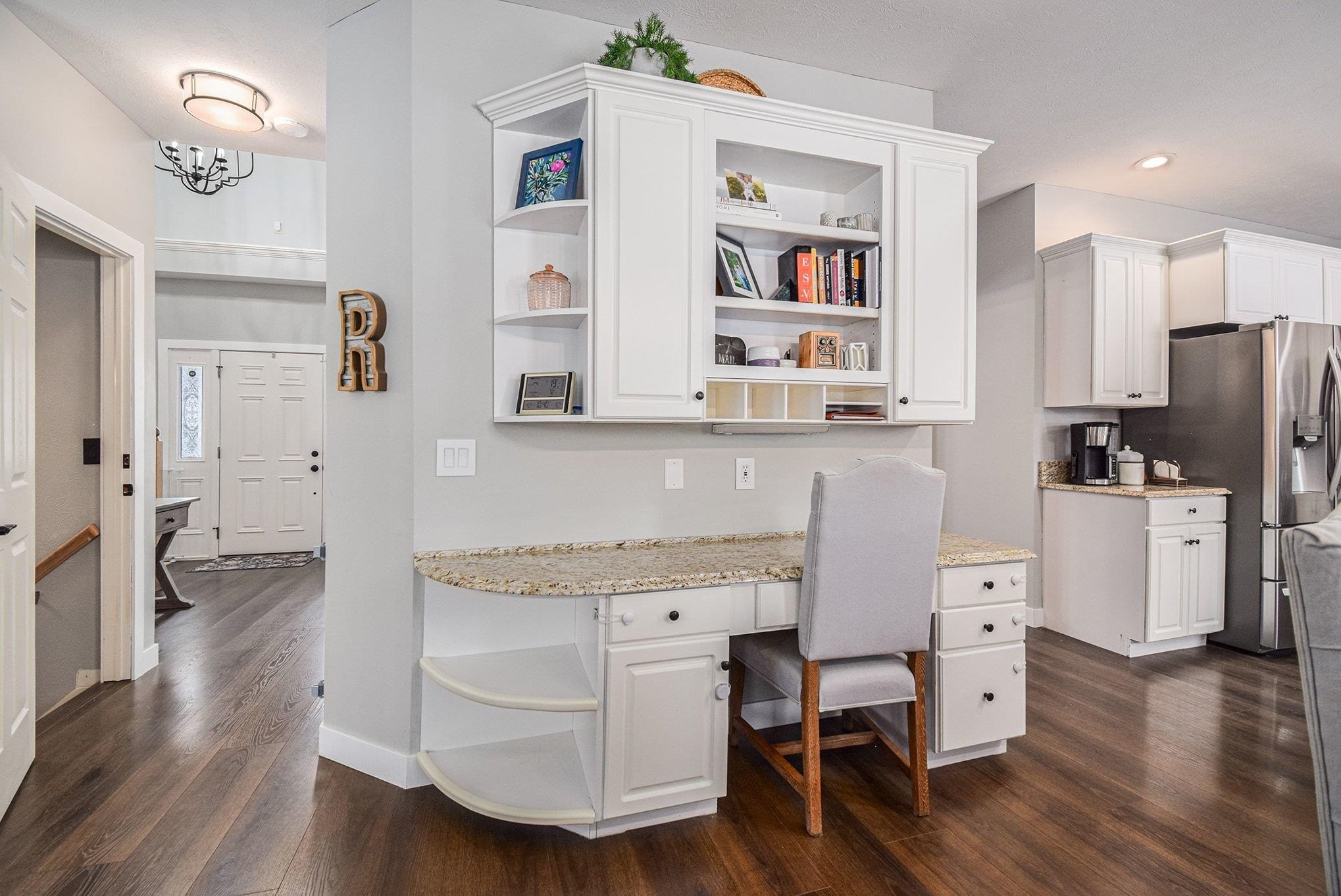 3621 Oak Ridge Drive Elkhart, IN 46517 - Photo 5 of 36