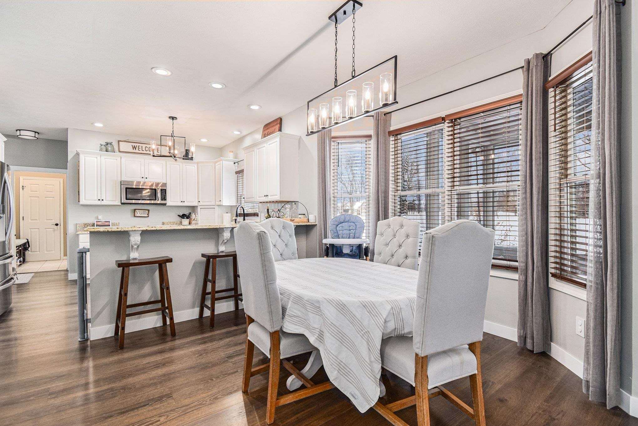 3621 Oak Ridge Drive Elkhart, IN 46517 - Photo 8 of 36