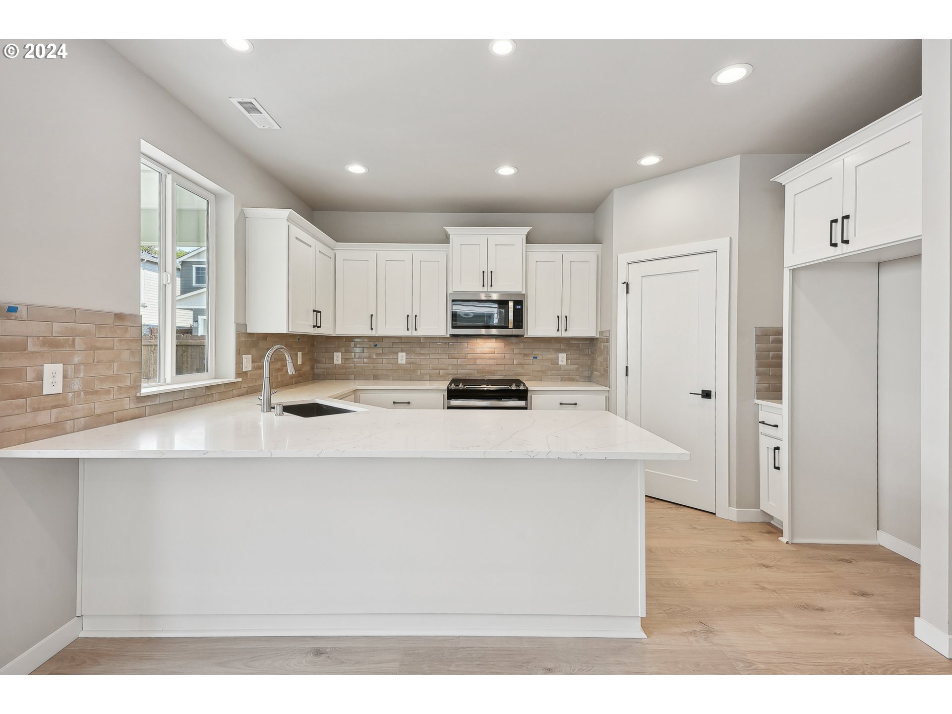 708 Northwest 175th Street Ridgefield, WA 98642 - Photo 6 of 29
