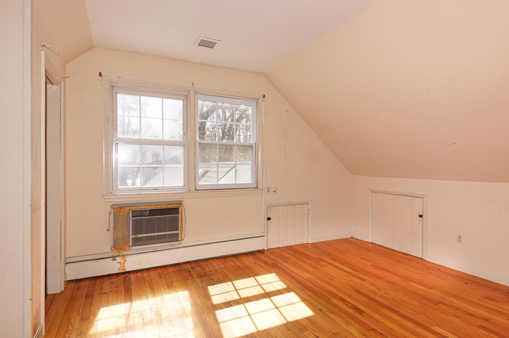 116 Lake Road Framingham, MA 01701 - Photo 18 of 26 Gallery Image 18