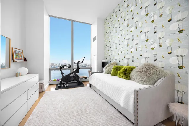 $3,195,000 | 15 Hudson Yards, Unit 39D | Hudson Yards