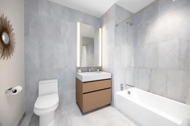 $3,195,000 | 15 Hudson Yards, Unit 39D | Hudson Yards