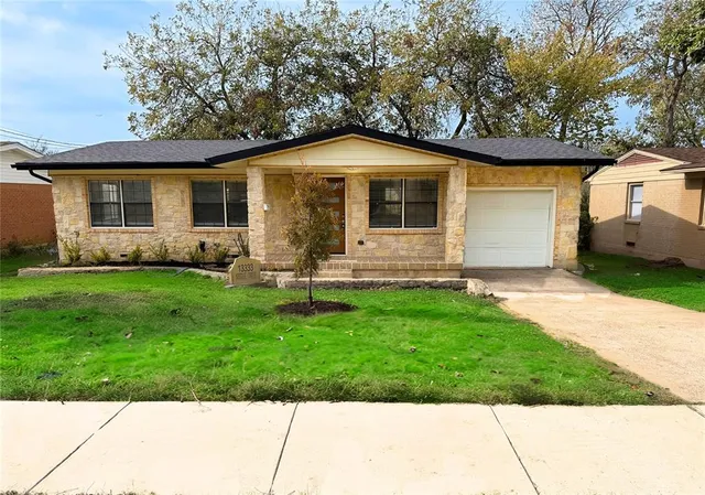 $2,300 | 13333 Nestle Drive, Farmers Branch, TX 75234