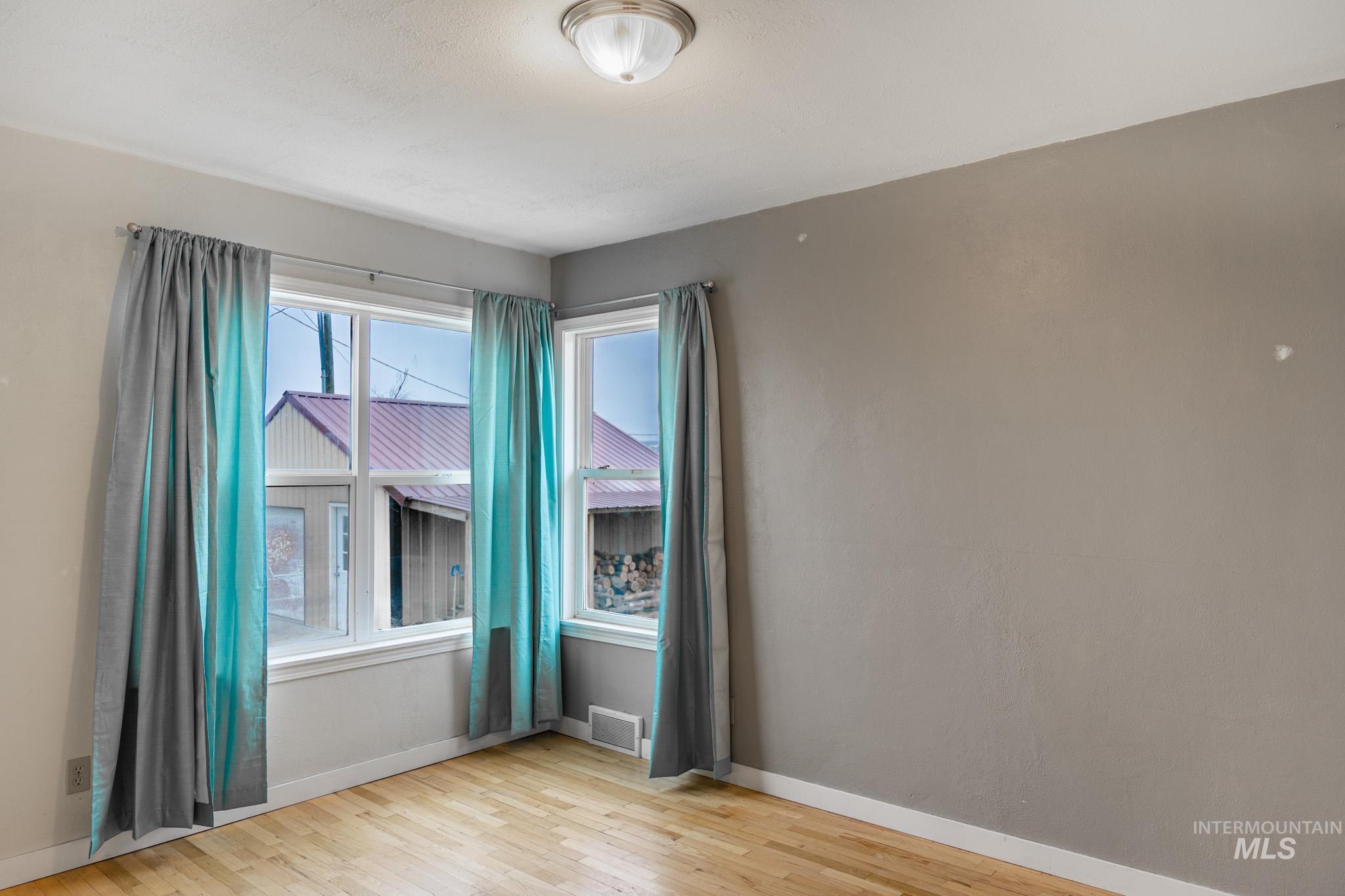 1052 Enterprise Avenue Nyssa, OR 97913 - Photo 29 of 50