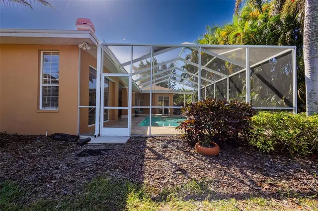 $899,900 | 10752 Chapman Court, Seminole, FL 33777