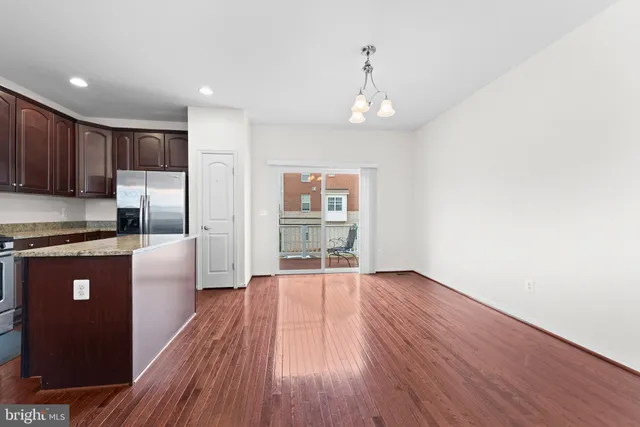 $3,200 | 22716 Parkland Farms Terrace, Brambleton, VA 20148