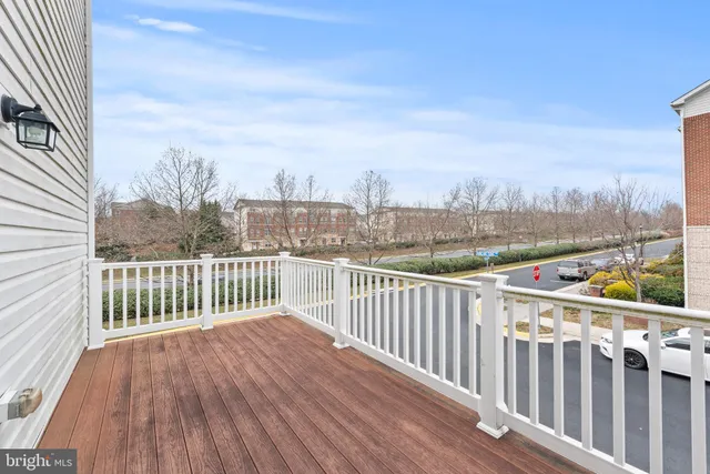 $3,200 | 22716 Parkland Farms Terrace, Brambleton, VA 20148