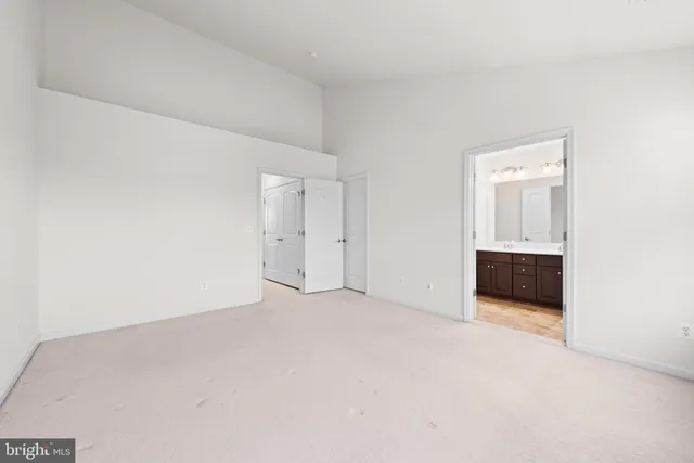 $3,200 | 22716 Parkland Farms Terrace, Brambleton, VA 20148