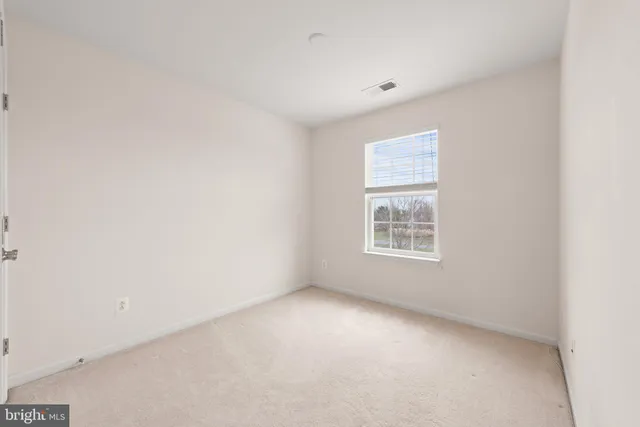 $3,200 | 22716 Parkland Farms Terrace, Brambleton, VA 20148