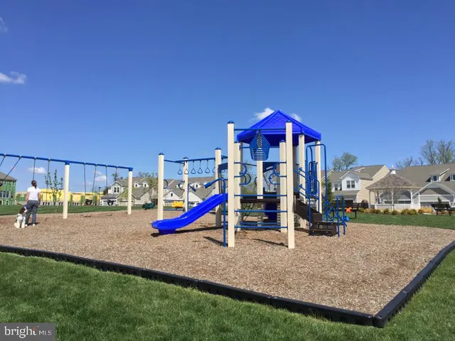 $3,200 | 22716 Parkland Farms Terrace, Brambleton, VA 20148