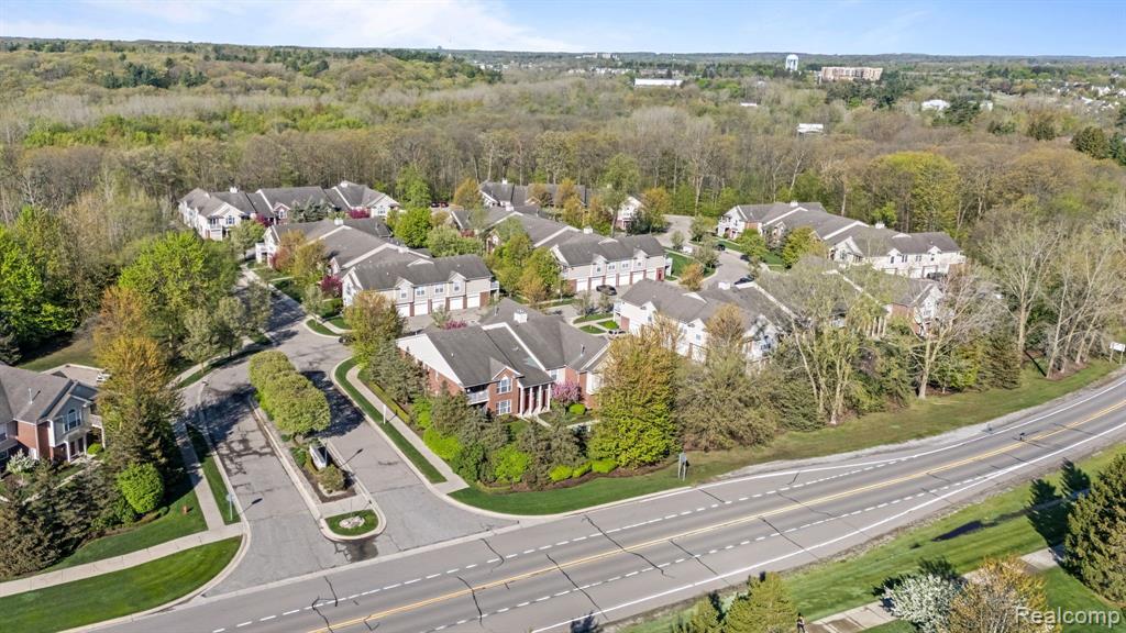1708 Deepwood Circle Rochester, MI 48307 - Photo 26 of 26