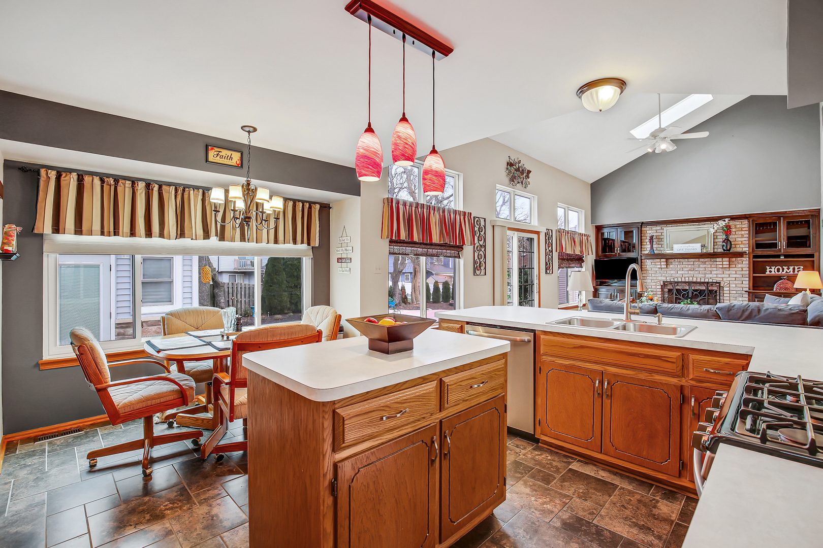 233 Churn Road Matteson, IL 60443 - Photo 12 of 30