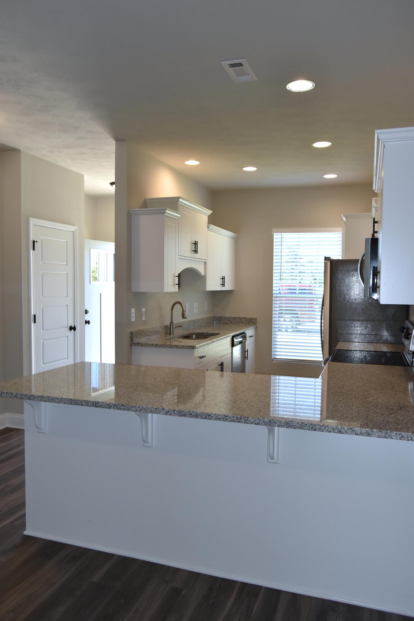 556 Hardy Point North Augusta, SC 29841 - Photo 3 of 16 DSC_0042