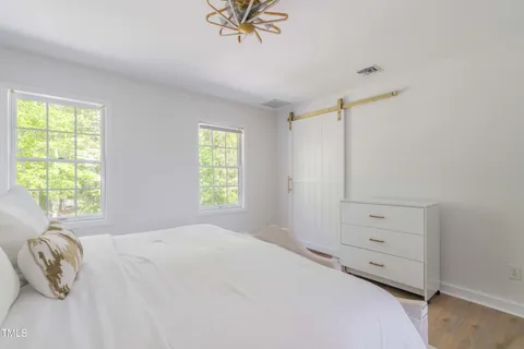 $949,000 | 3010 Blueberry Lane, Chapel Hill, NC 27516