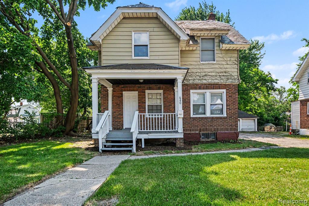 680 North Perry Street Pontiac, MI 48342 - Photo 1 of 17