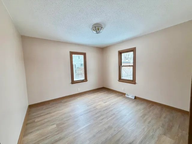 $199,900 | 1099 Gale Street, Winona, MN 55987