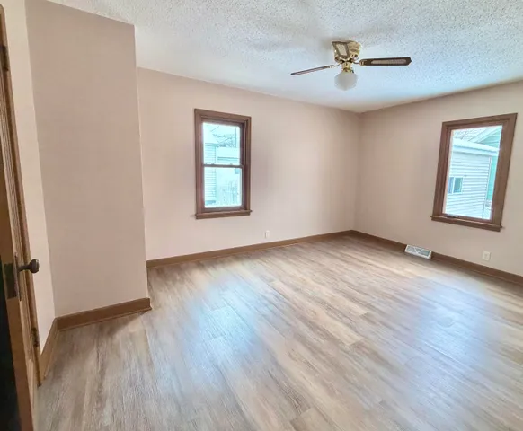 $199,900 | 1099 Gale Street, Winona, MN 55987