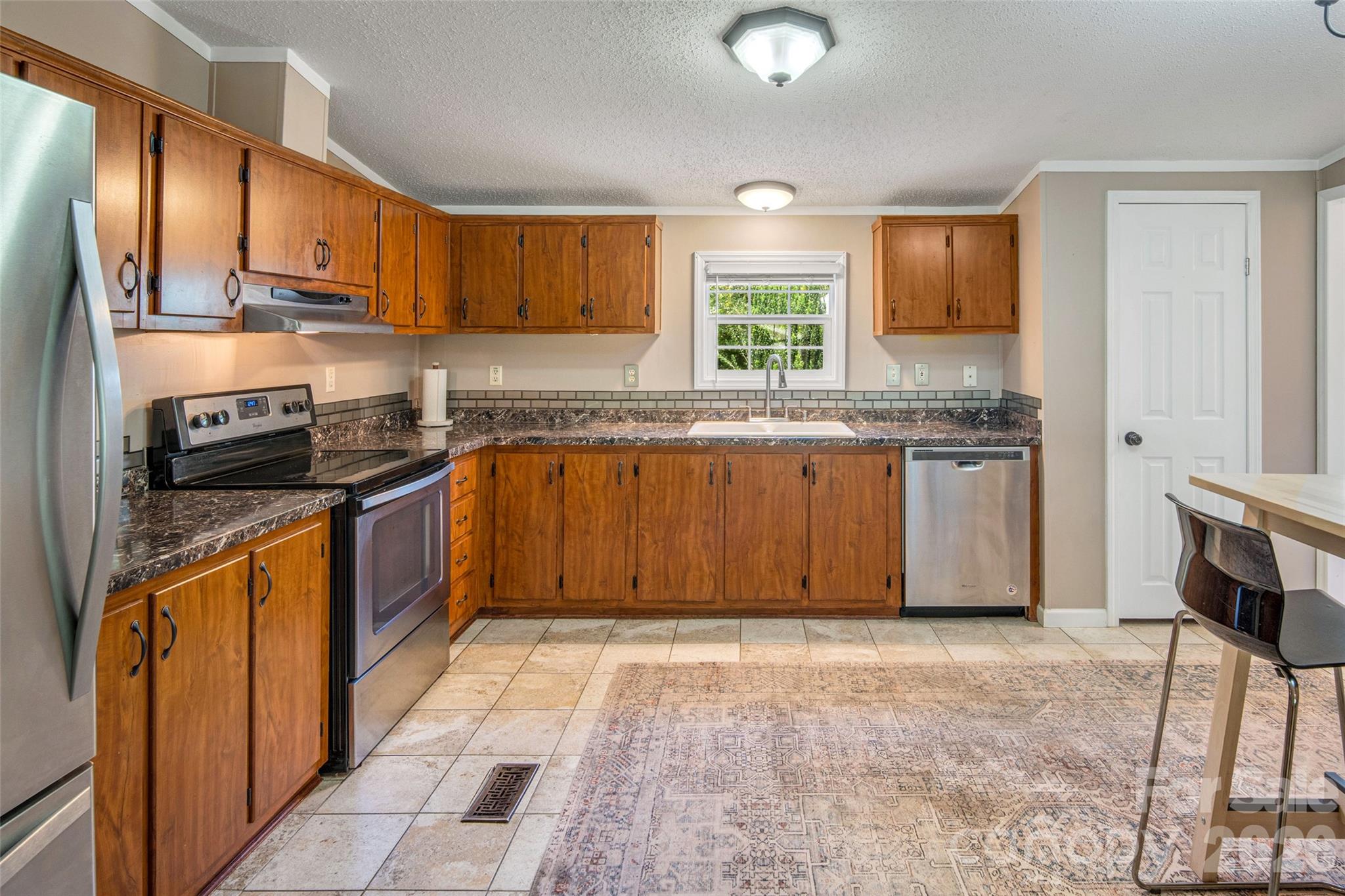 435 McMinn Road Hendersonville, NC 28792 - Photo 9 of 48