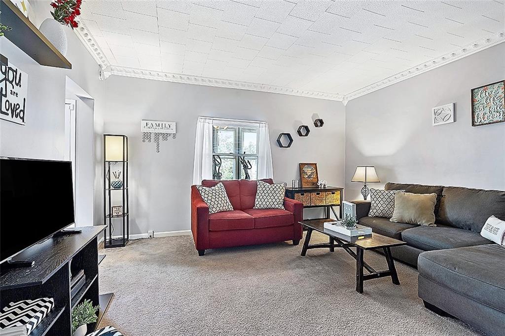 806 Beaver Road Ambridge, PA 15003 - Photo 4 of 20 Gallery Image 4