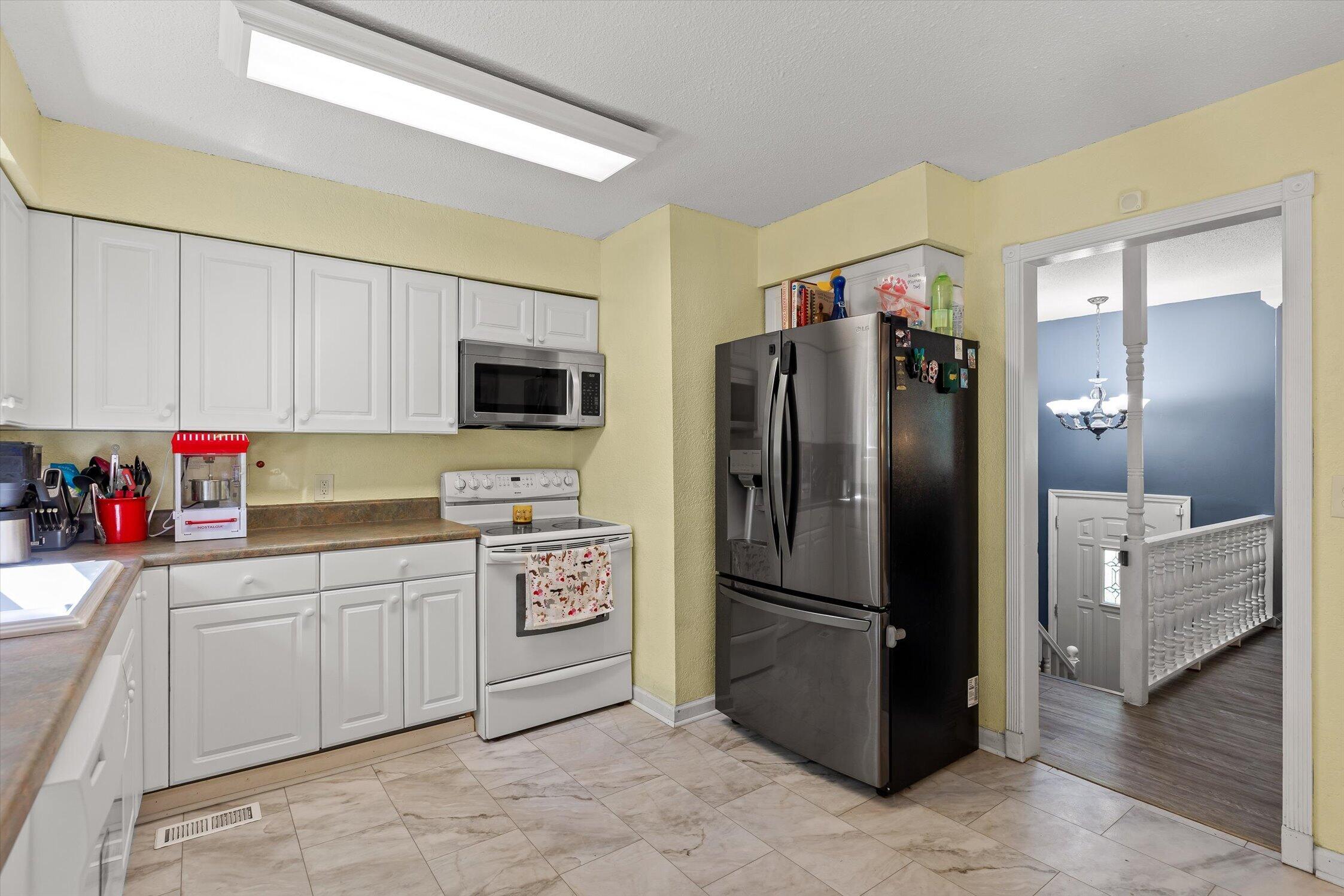 414 Northmont Road Hixson, TN 37343 - Photo 7 of 22 11-414 Nothmont Rd-10