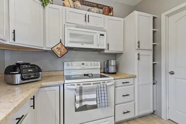 $149,000 | 220 Fremont Street South, Lake Benton, MN 56149