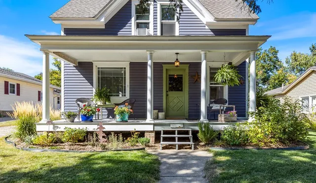 $149,000 | 220 Fremont Street South, Lake Benton, MN 56149