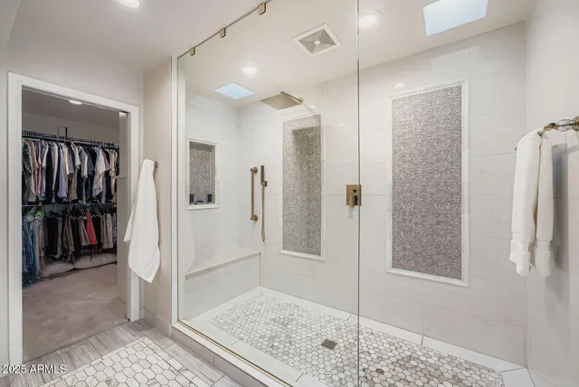 $1,100,000 | 77 East Missouri Avenue, Unit 27, Phoenix, AZ 85012