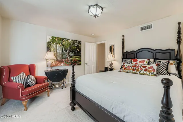 $1,100,000 | 77 East Missouri Avenue, Unit 27, Phoenix, AZ 85012