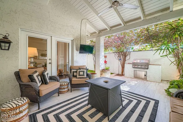 $1,100,000 | 77 East Missouri Avenue, Unit 27, Phoenix, AZ 85012